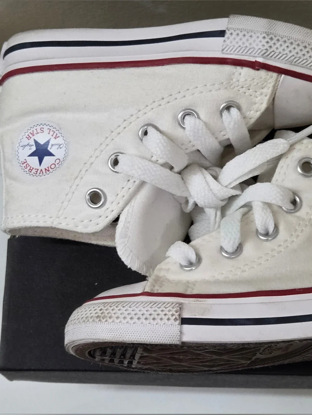 Converse 